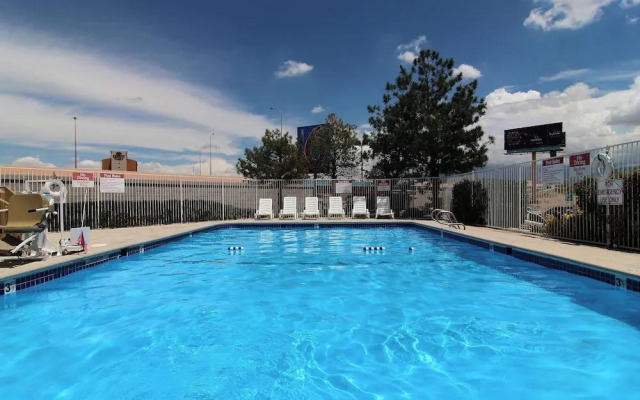 Studio 6 Albuquerque Nm Midtown