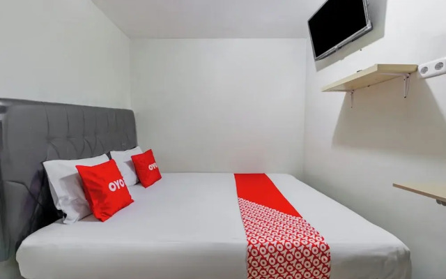 OYO 93526 Homely Syariah