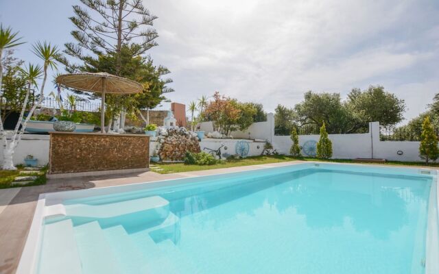 Nautilus Villa with private pool