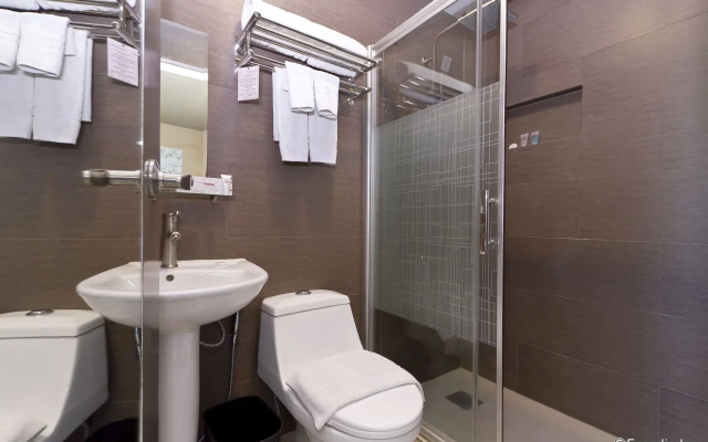 Eloisa Royal Suites