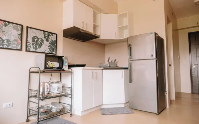 A Dreamy Escape for Three