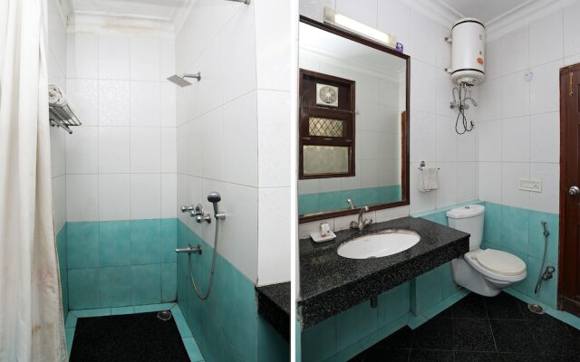 OYO 9300 Hotel Sufyan