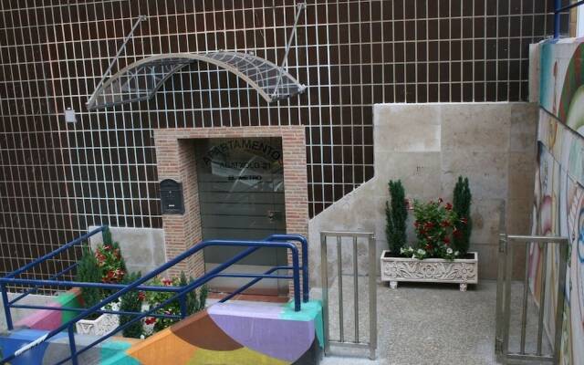 Apartamentos Metro Pasarela