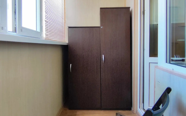 Апартаменты ЗИМА на улице Иосифа Каролинского 16