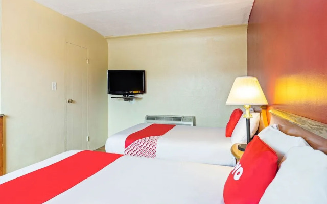 Oyo Hotel North Lima Oh Boardman1