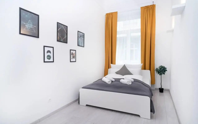 Central and New design apartment