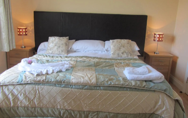 Edencrest Bed & Breakfast