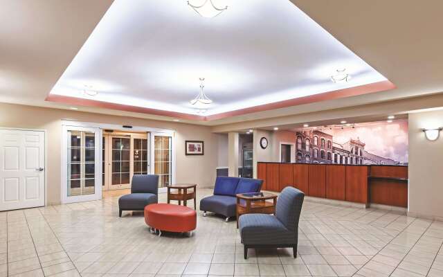 La Quinta Inn & Suites by Wyndham Granbury