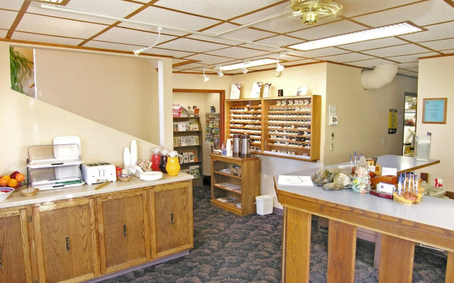 Sundowner Inn Forsyth I 94