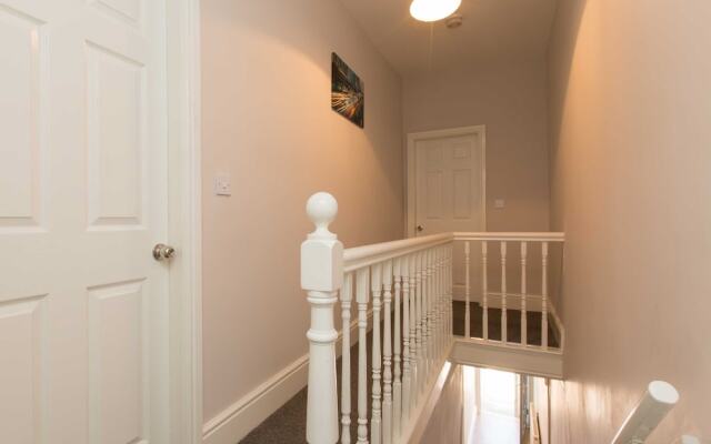 Townhouse @ 55 Brooklyn St