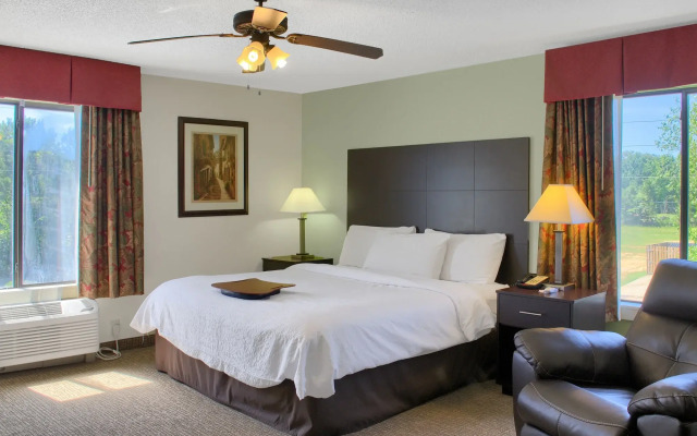 Hometown Inn