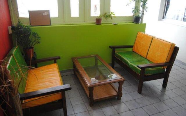 Magandhi Hostel