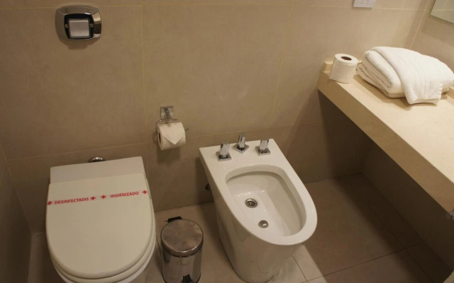 Olmos Suites
