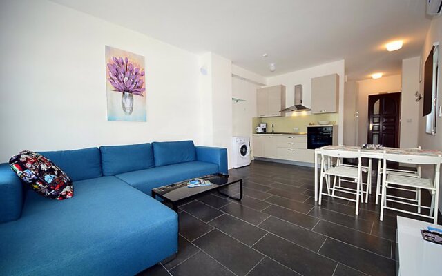 Lozna Residence 32551