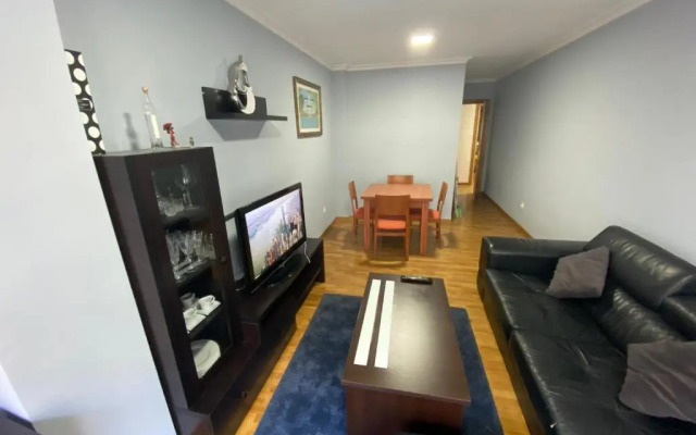 Piso céntrico, con amplia terraza, 3 dormitorios