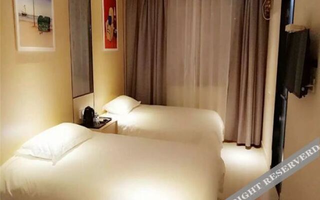 100 Inn Liangpin Hotel (Shanghai Fengxian Situan)