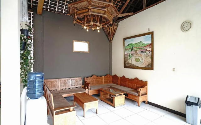Saung Balibu Hotel