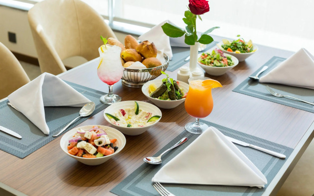 Clarion Hotel Jeddah Airport