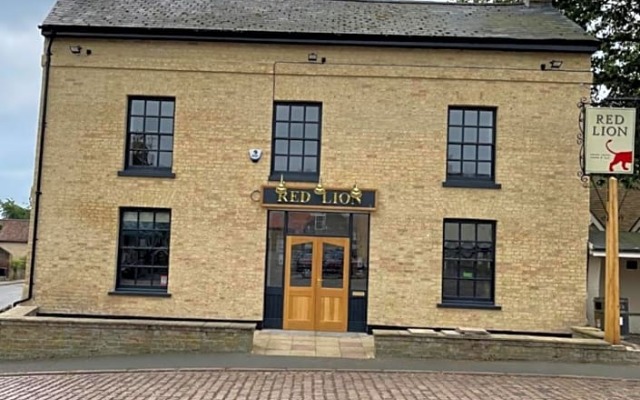 The Red Lion, Stretham