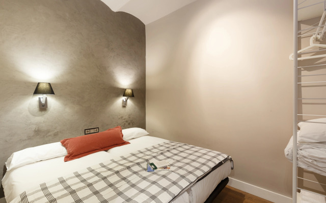 AinB Eixample-Miro Apartments