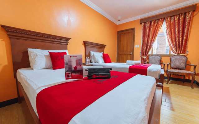 RedDoorz Plus @ Starhomes Olivianville