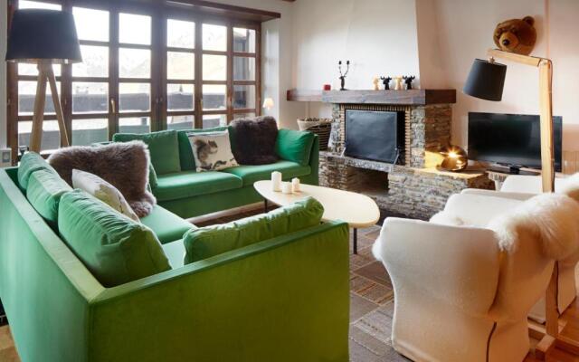 Nin De Beret 4 By Feelfree Rentals