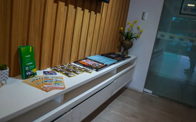 Belaris Hotel
