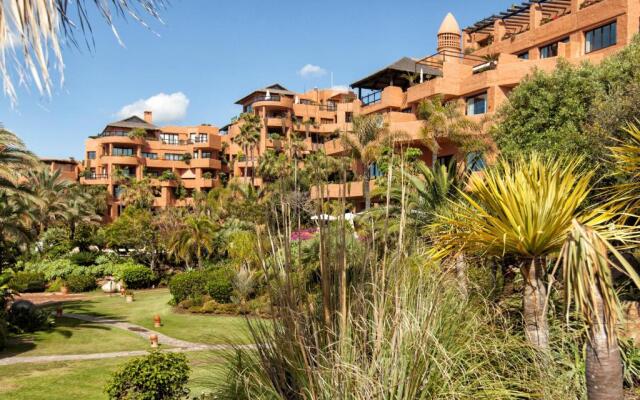 Bahía Beach Apartments Estepona