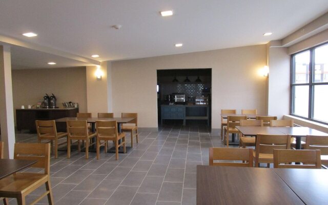 Comfort Inn & Suites Liverpool - Syracuse North