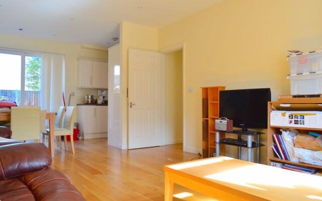 Spacious 2 Bedroom House in South Bermondsey