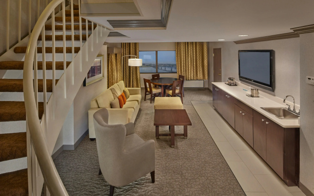 DoubleTree by Hilton Little Rock
