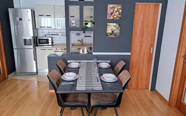Apartment Dea - Three Bedroom Apartment