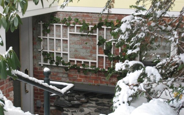 Parkside on Ellery
