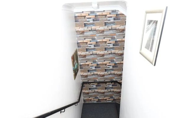 VR Apartments