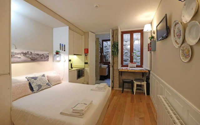 FLH Porto Ribeira Typical Studio