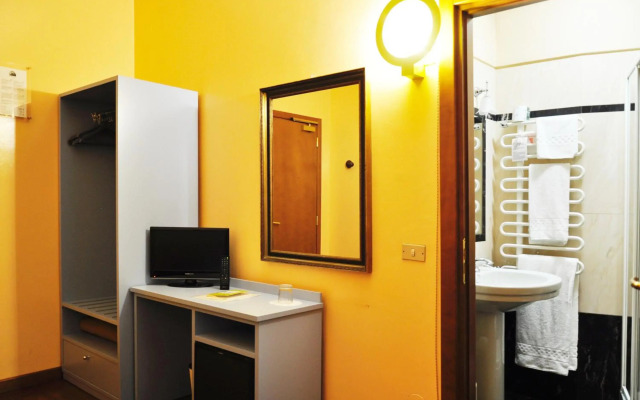 Hotel San Guido Porta Volta