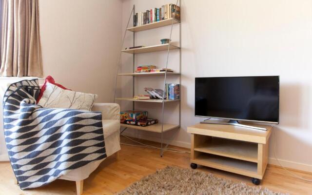 Tower Bridge Apartment