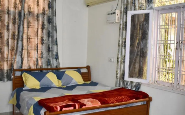 OYO 19306 Flagship Greenfields