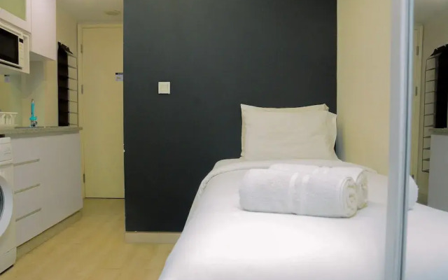 Modern and Full Parquette @ Studio Springlake Summarecon Apartment