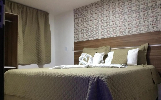 Farol da Barra Suites e Hostel