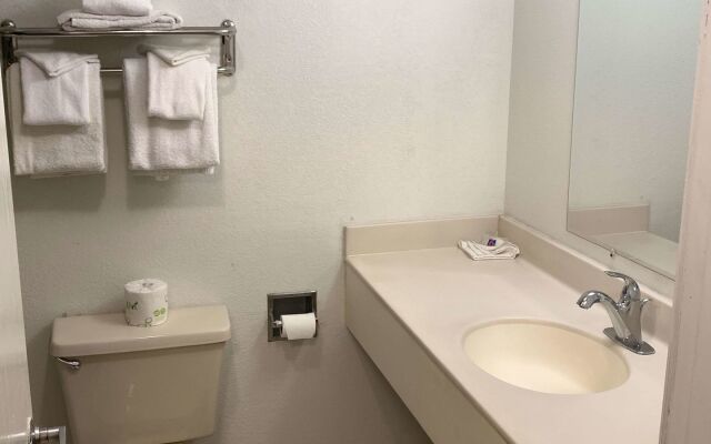 Motel 6 Franklin, OH