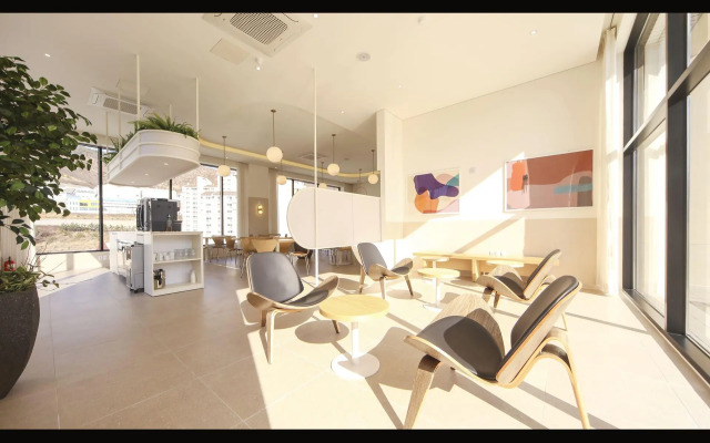 Hermon Hotel Gangseo