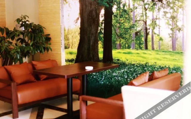 Yizhou Holiday Hotel