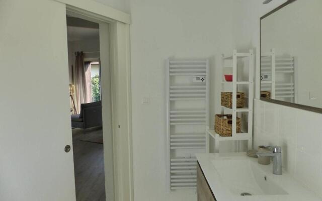 HOSSEGOR PLAGE- Petite villa rénovée pour 4 personnes- Wifi gratuit