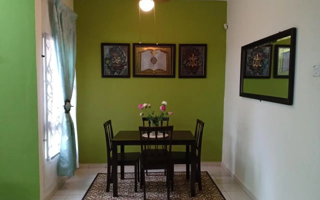 Muslim Dinaim Homestay