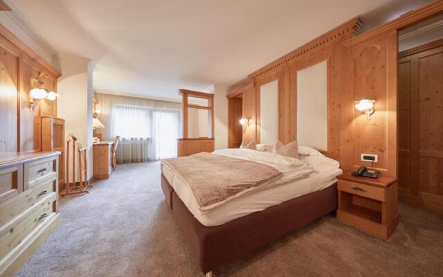 Hotel Portillo Dolomites 1966'