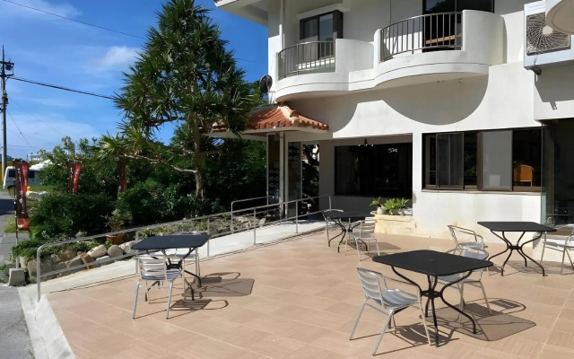 Shirahama Island Resort