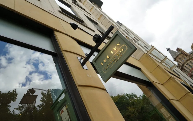 No.8 Waterloo Apartments