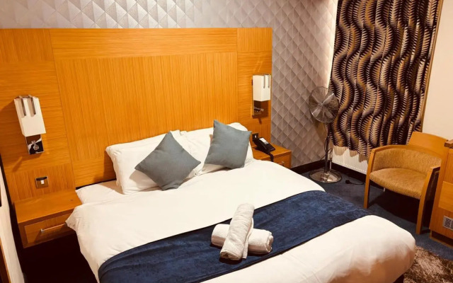 Acorn Lodge Gatwick