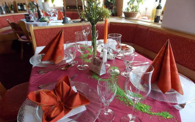 Landhotel Weisses Röß`l